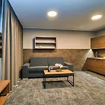Aparthotel Aba 4*