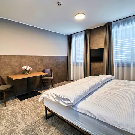 Hotel apartamentowy Aba 4*