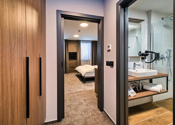 Aba Aparthotel 4*